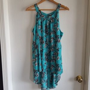 Torrid high neck tank size 3